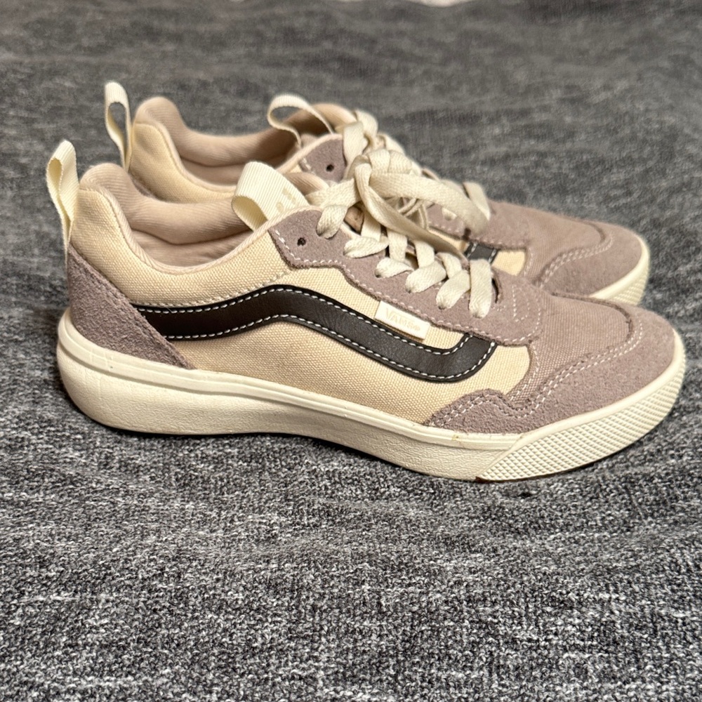 Vans Sneakers